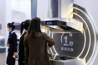 老板电器何亚东：“跳跃”的下沉市场