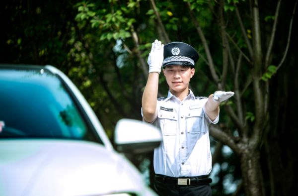 人人都向往的高端圈层生活，原来就藏在贵阳龙湖湖山原著-中国网地产