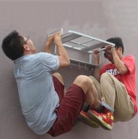 建议大家：别在墙上电钻打孔！如今流行“液体钉”，免打孔还牢固