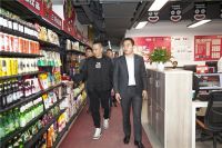 千万粉丝网红品牌“郝大厨”入驻鲜领惠便利店，掀起美食新风爆