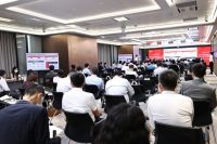 直击万科股东大会 | 郁亮：股东的声音我们都听到了