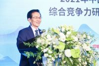 房子过剩了吗？经济学家贺铿：房地产问题就是房子太多需求不足
