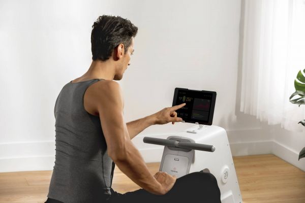 创新科技引领居家健身!YESOUL野小兽智能划船机R15火爆众筹