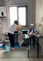 打工十年花光积蓄入住毛坯房女孩近况：忙着装修、相亲、赚钱还房贷！