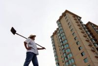 真急了！多地鼓励农民进城买房，其实还不如降价卖给城里人呢