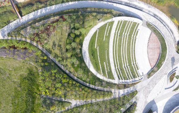 2035年上海“芯”的第一排