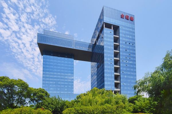 稳健发展、乘势而上！金螳螂连续20年荣获装饰类第一名