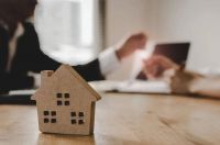 两部门放大招，全面推进房产“带押过户”，释放什么信号？