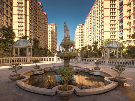 大悦城控股42亿元挂牌出售中粮置地广场，助力企业优化资产结构