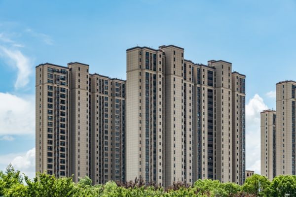 入户门有一半对着电梯好不好？房门对着电梯会有安全隐患吗？