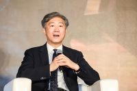 央行透露重要房地产信号，清华教授李稻葵：一线城市房价要触底了