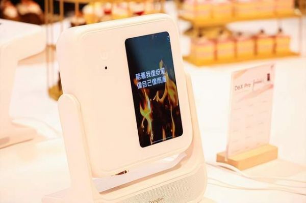 2024卧室买什么投影仪好？当贝D6X系列超高颜值，便携又好用