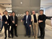 共赴行业盛会|红星美凯龙董事长郑永达一行考察米兰展，推动国际品牌多维合作