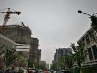 实探“五一”假期楼市：新房项目花式促销，二手房“以价换量”！