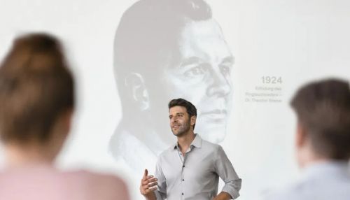 祝贺世创电能成立100周年!