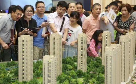楼市新政出炉近一周:一线城市有新房首付降至15%,房企称“银行敢接,就敢卖”
