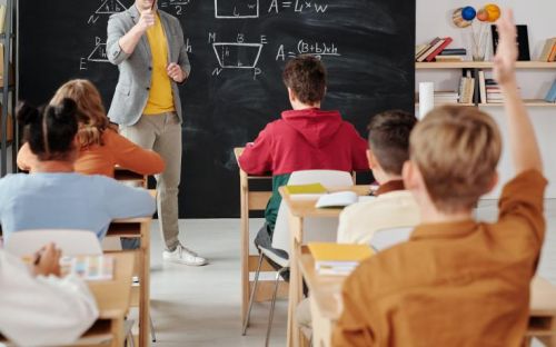 学生床垫怎么选？东宝床垫环保又护腰