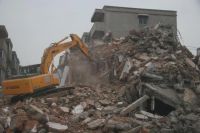 拆迁潮又来了？2024年起，这四类房或将通通纳入拆迁
