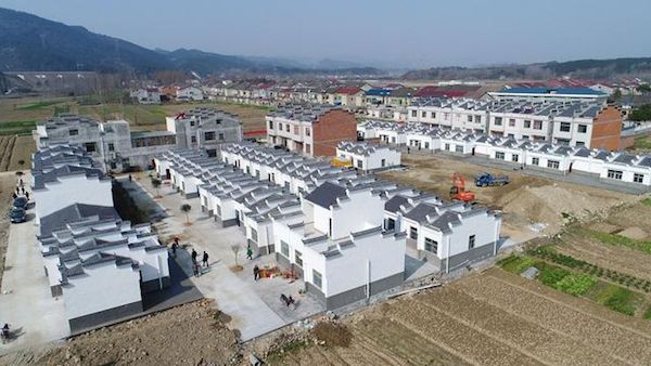 城乡居住区集中化,联塑引领管网升级、提升基础设施