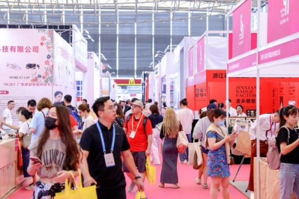 夏日清凉福利、促销拓客礼品,来励展华博上海礼品展找解决方案