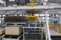 以性价比致胜，一文讲透华富立饰板如何突出重围