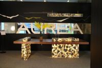 奢石家具之与自然对话的餐桌美学