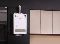 高层适用的燃气热水器怎么选，切莫大意踩坑！