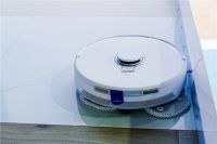 云鲸J5亮相亚宠展，多项创新吸引养宠人士关注