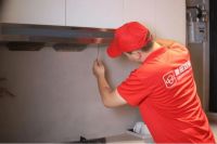 过去在“路边蹲”的工人 ，或将创造下一个超级平台