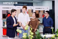 大王椰“国庆热爱季”创新节日营销打法，以情感共鸣直击消费者心智