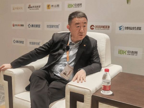 对话新疆深蓝色装饰董事长娄云|行业低温下,新疆深蓝色装饰如何保持竞争力