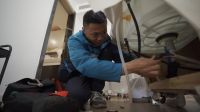 直击家电维修“万师傅”的一天：身怀长技，真正靠手艺挣钱
