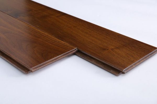 从中国扣到全面平，揭秘天格如何成为地板界的“技术卷王”