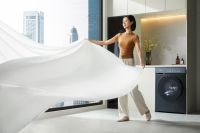 智享高效洗护，西门子家电发布小幸熨洗干一体机，重塑都市精致生活