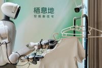 当家遇上人形机器人：栖息地把未来生活的模样搬进了现实