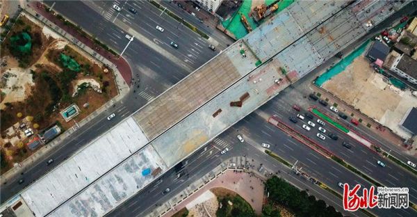 河北秦皇岛：西港路南延高架桥成功合龙-中国网地产