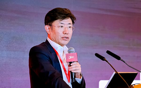 金地集团副总裁、金地集团开发管理公司董事长 郝一斌
